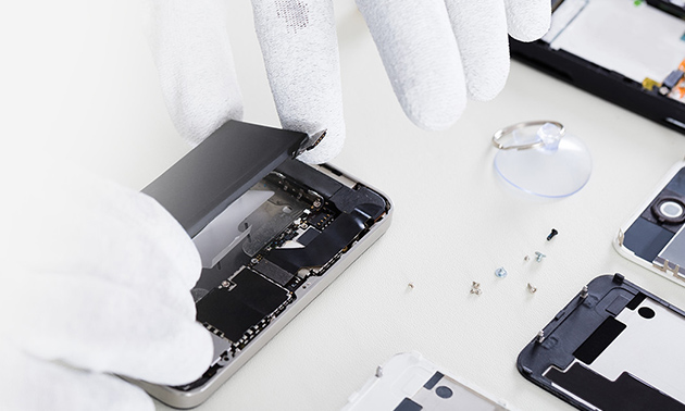 Phone Repair Zeeland Schermreparatie Van Je Iphone Bespaar 51 In Zeeland Via Social Deal