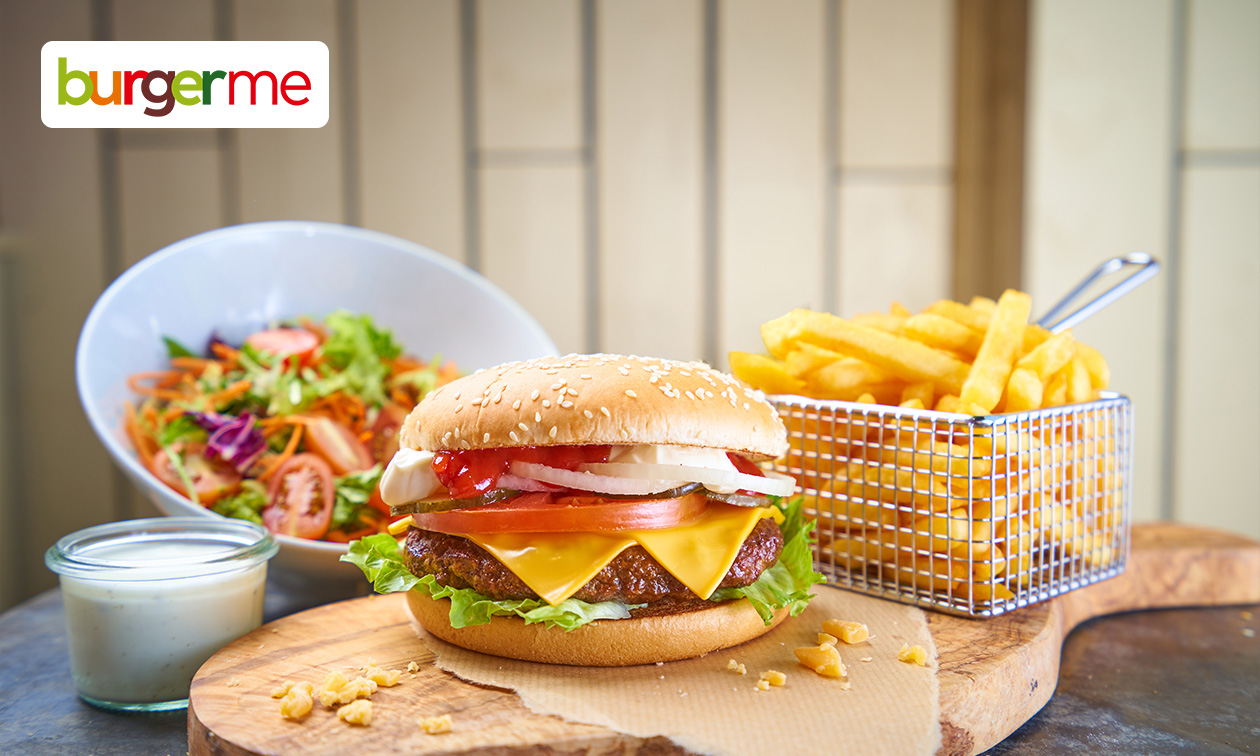 Burger naar keuze + friet + mayonaise + evt. snack of salade voor dine-in bij Burgerme