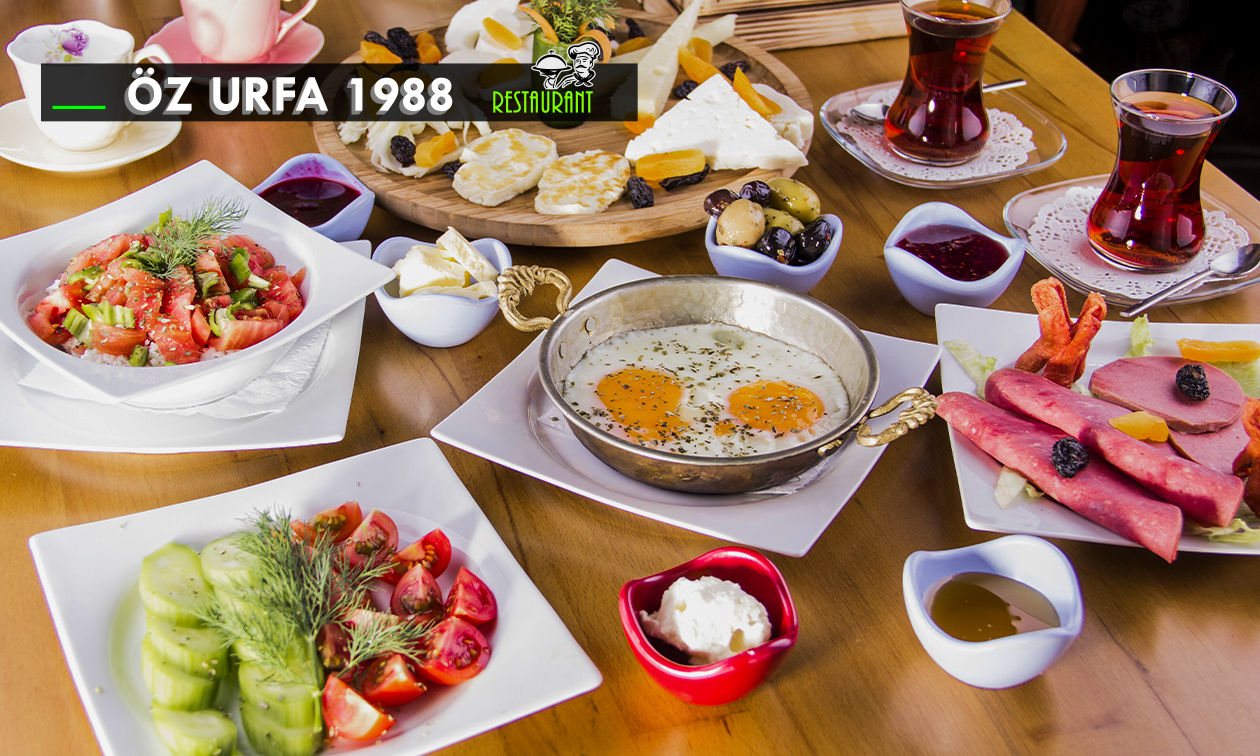 Frühstücksbuffet + unbegrenzt Getränke bei Öz Urfa 1988