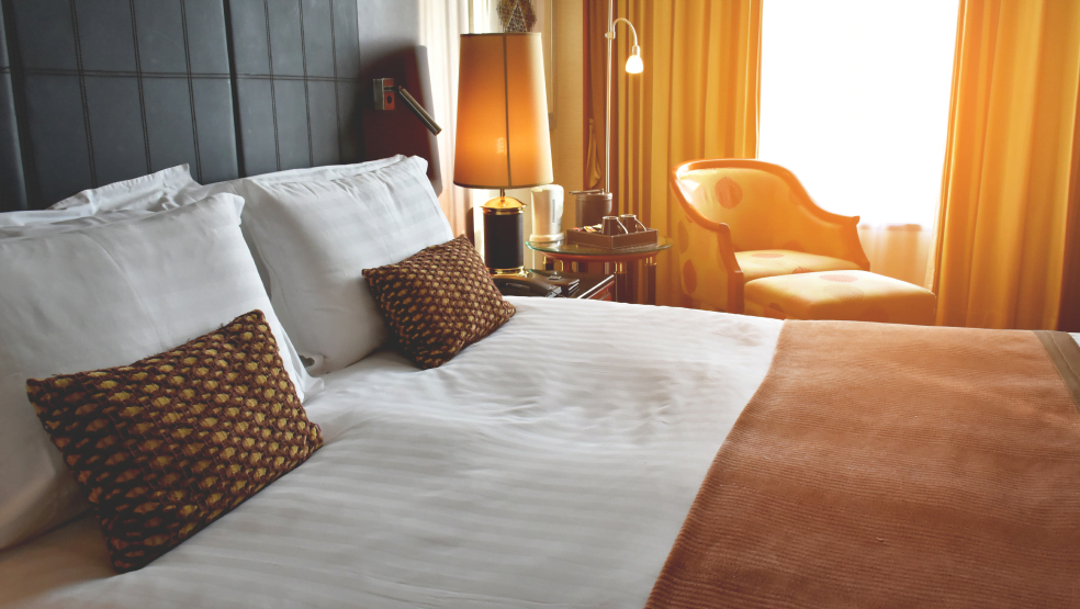https://media.socialdeal.nl/img/dp-dynamicbanner-mobile-bellewaerde-hotels.png