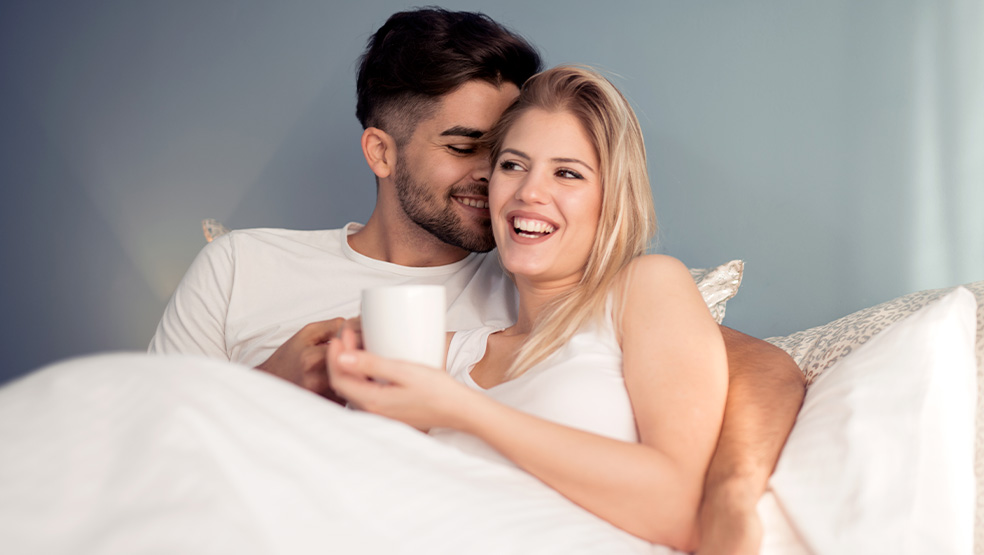 https://media.socialdeal.nl/img/dp-dynamicbanner-mobile-couplehotel.jpg
